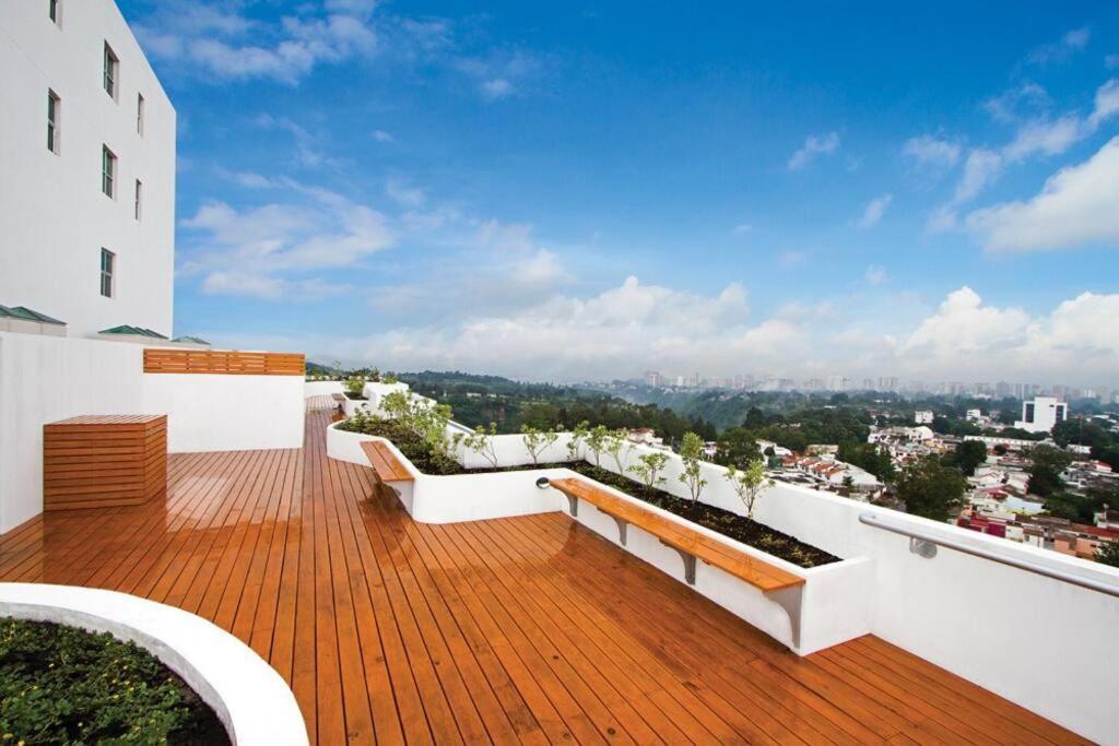 2 Rooms, 1 King Size bed, 64 Smart HDTV Guatemala-Stad Buitenkant foto