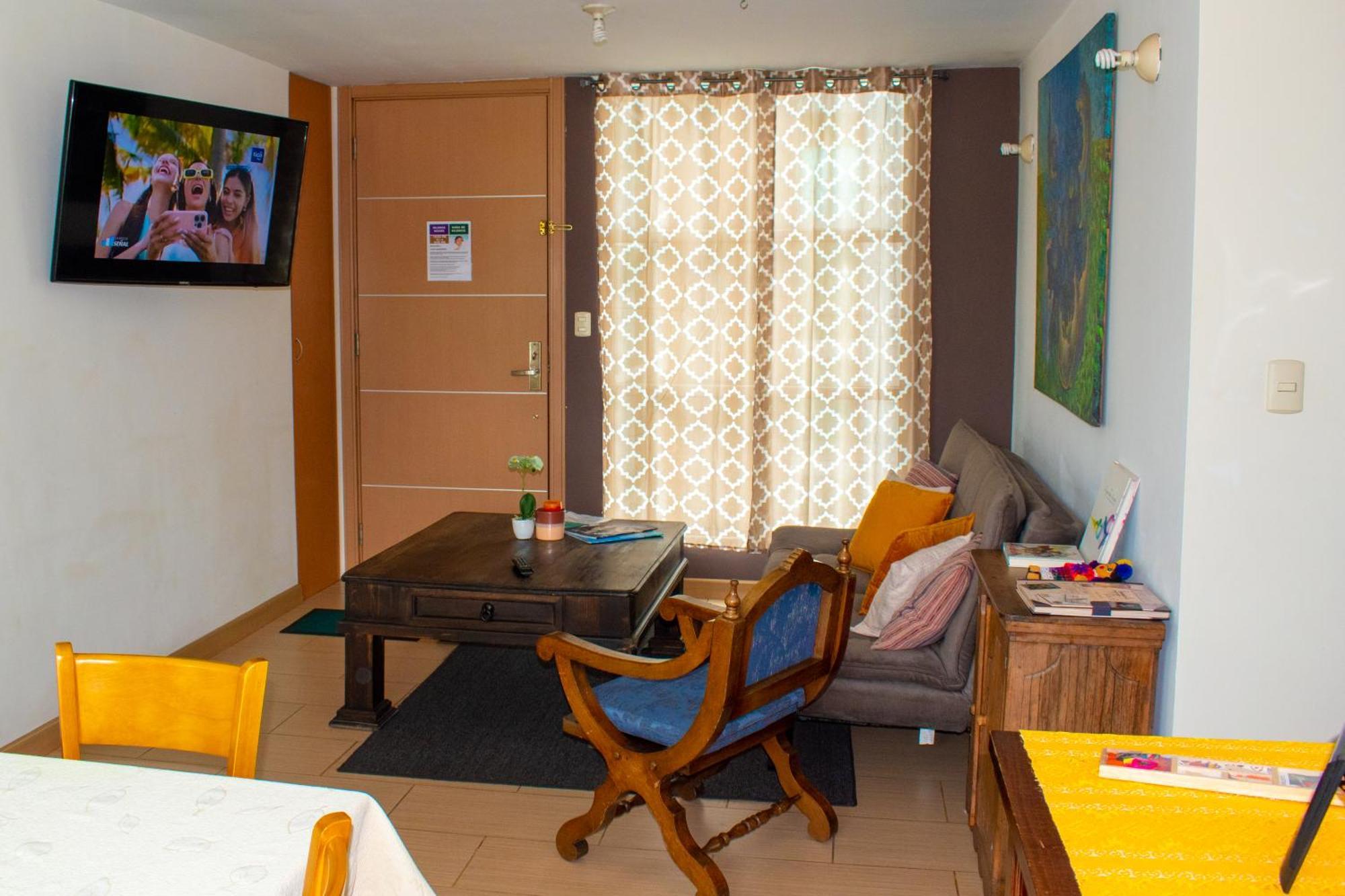 2 Rooms, 1 King Size bed, 64 Smart HDTV Guatemala-Stad Buitenkant foto